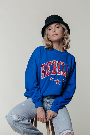 REBELLE PATCH DROPPED SHOULEDER SWEAT